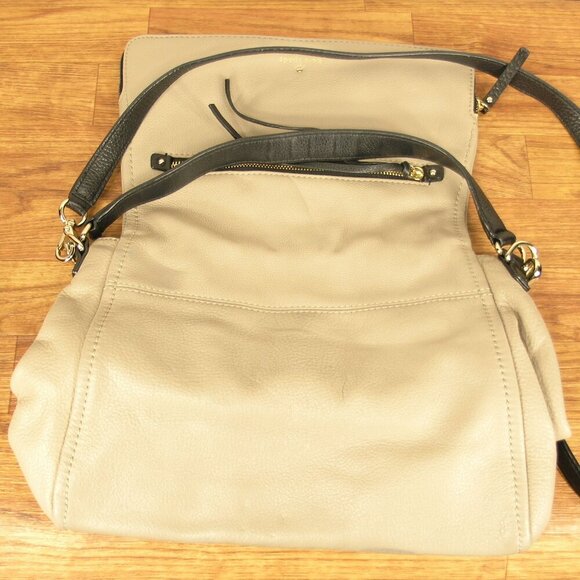 kate spade leather hand/crossbody bag purse 3 zipper, 2 drop-in compartments - Picture 4 of 6